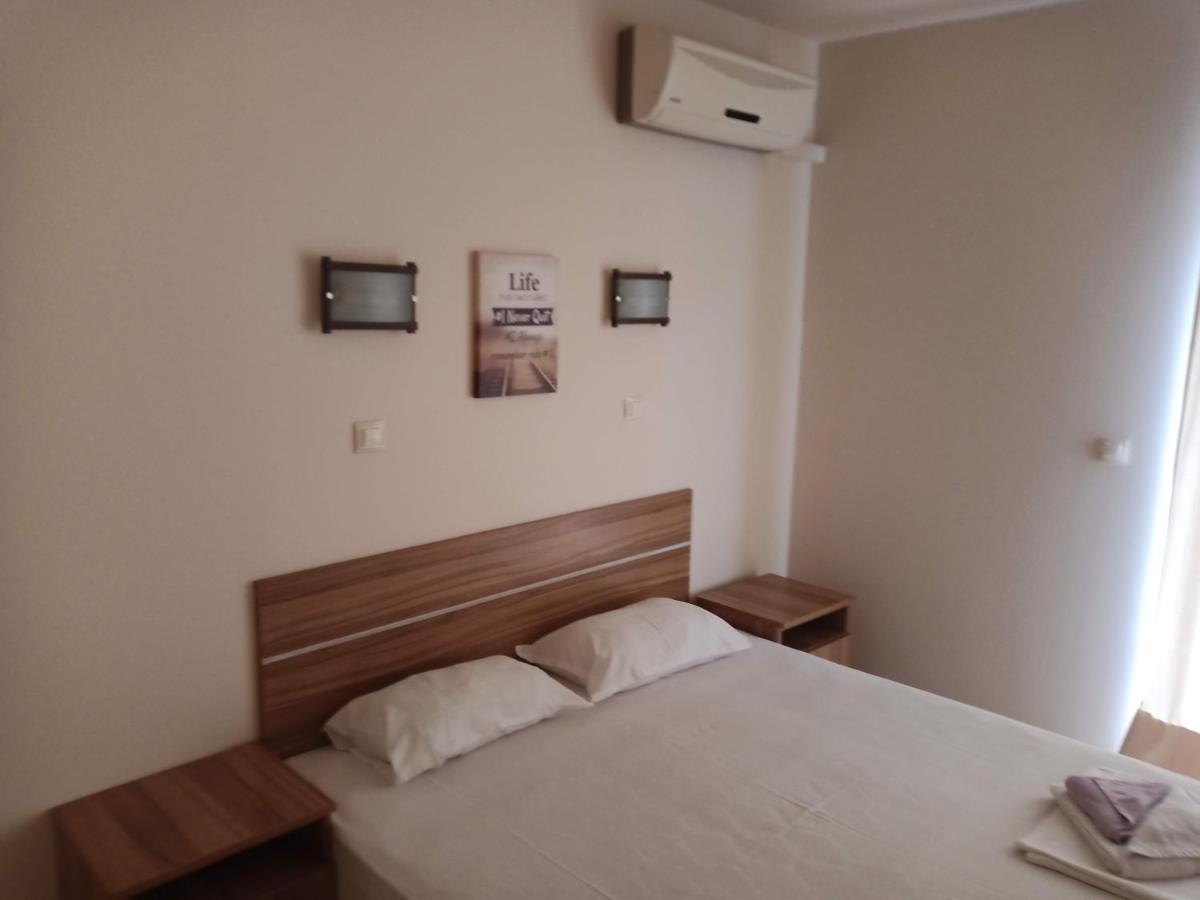 Къмпинг Градина - Garden Beach Apartments Sozopol Exterior foto